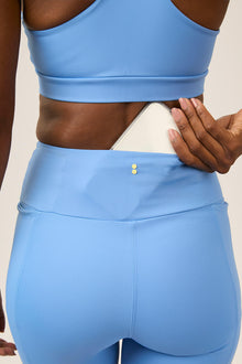 Bermuda Biker Core Azul Brisa