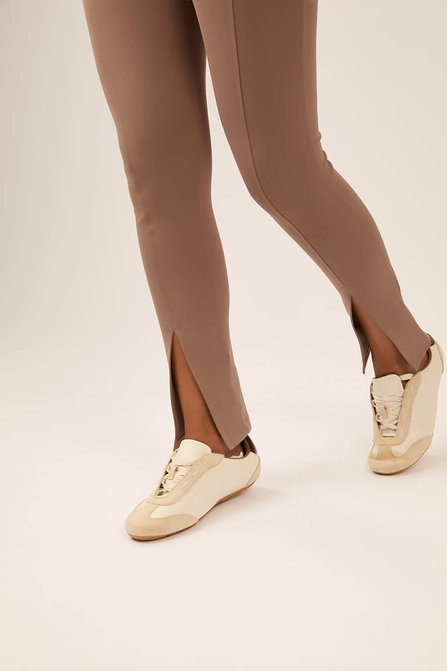 Calça Split Flare Mocha