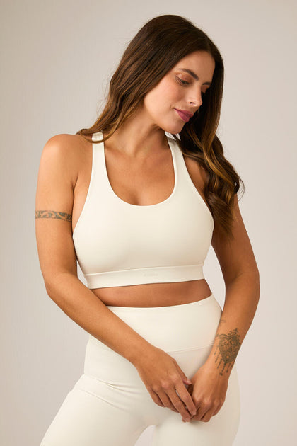 Top Ease Off White
