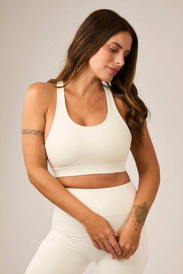 Top Ease Off White